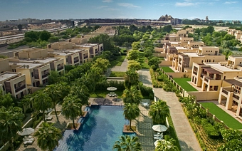 Mina Al Arab background
